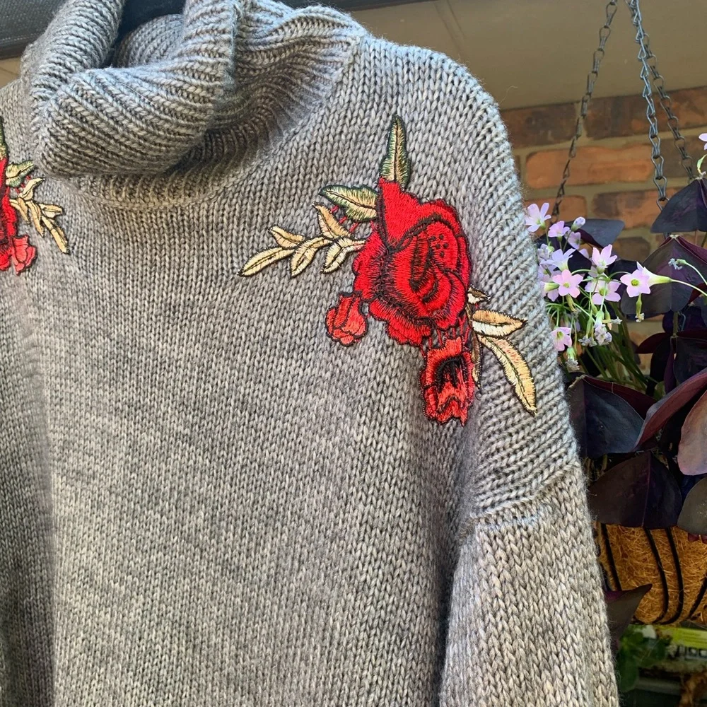 Dotti winter sweater floral embroidered crop jumper - Picture 4 of 8